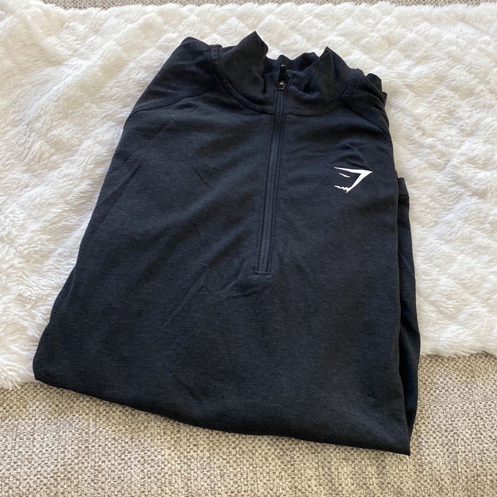 Gym shark long sleeve.